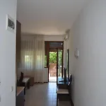 Trs *